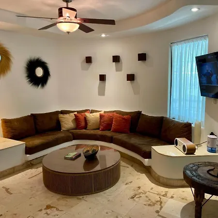 2Br Kobah 1 Block To Beach & 5Th Pool Gym